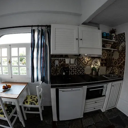 Tea & Sea Apts Anissaras